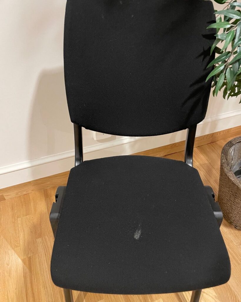 Flekker og slitasje på tekstiler — fra reelle oppdrag